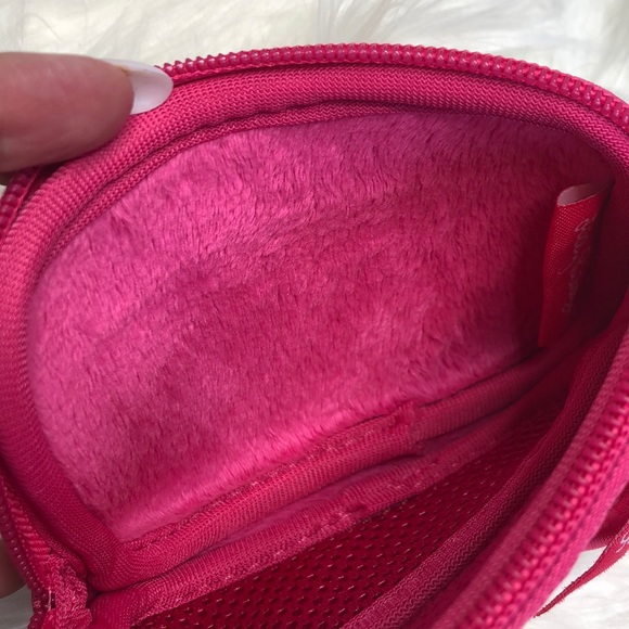 Lilly Pulitzer Garden by the Sea Wristlet - Picture 7 of 8